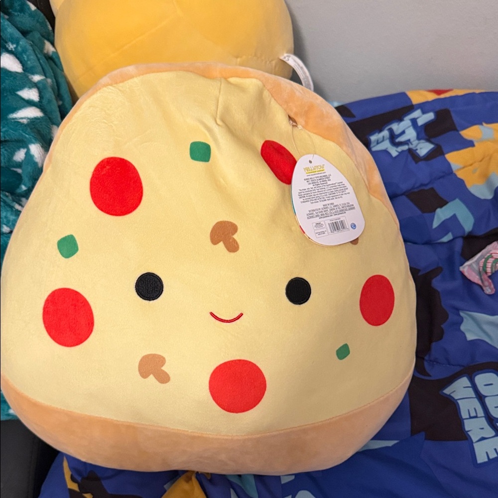 Squishmallow Pep pizza